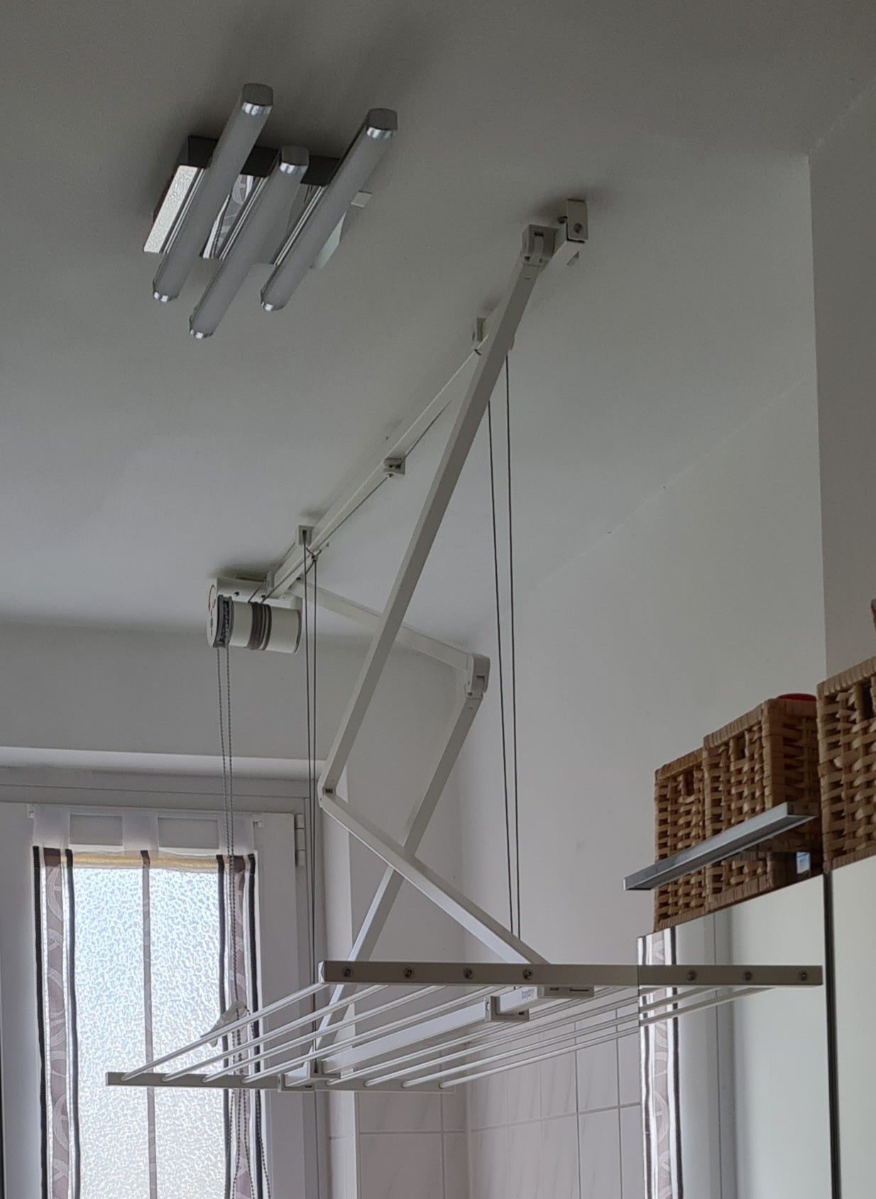 Ceiling Mounted Drying Rack Manual